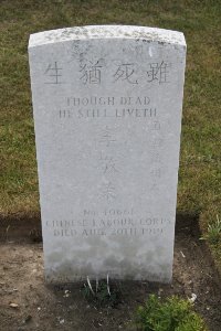 Les Baraques Military Cemetery Sangatte - Li Ching Jung, 